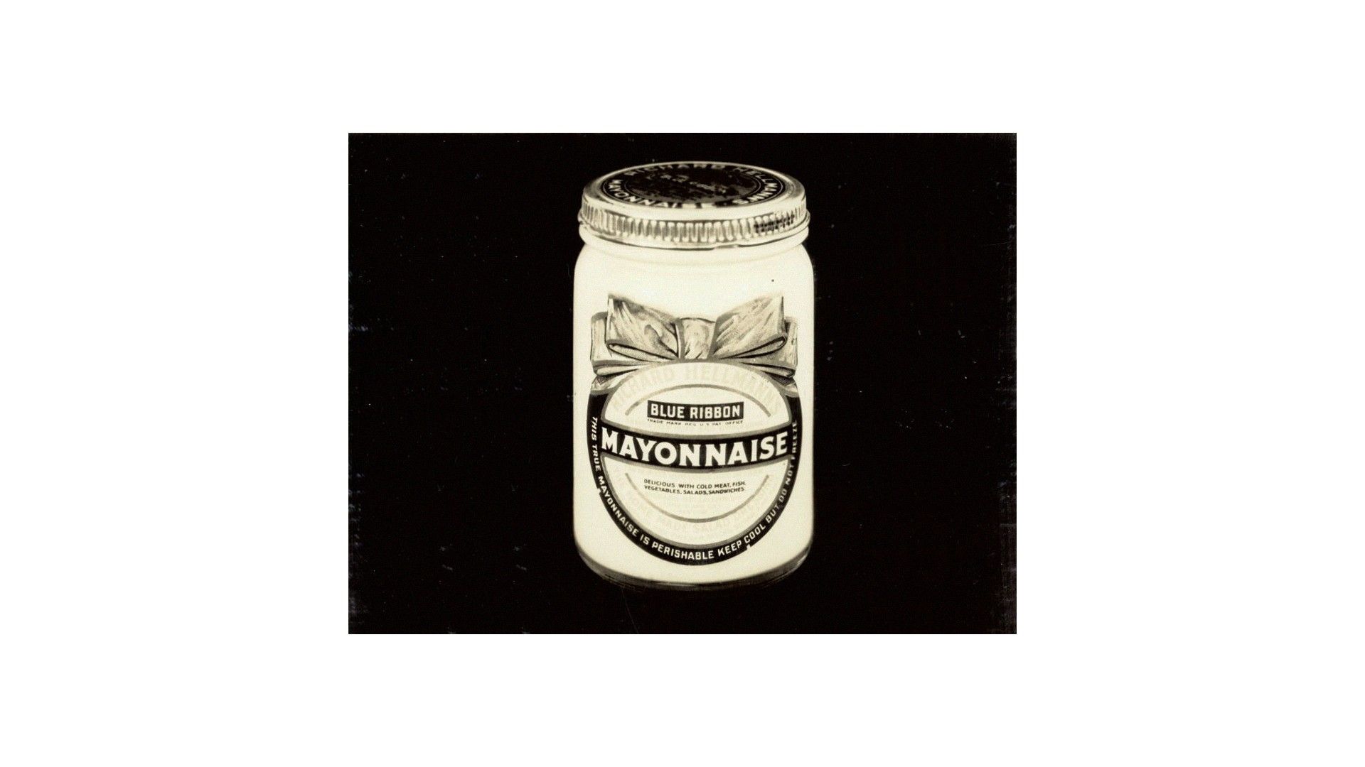 Ein altes Glas Blue Ribbon Mayonnaise.