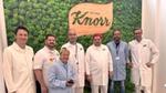 Foto von 6 Knorr-Mitarbeitern