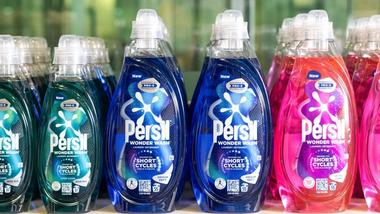 Wonder Wash-Produkte aus dem Waschmittelsortiment von Unilever.